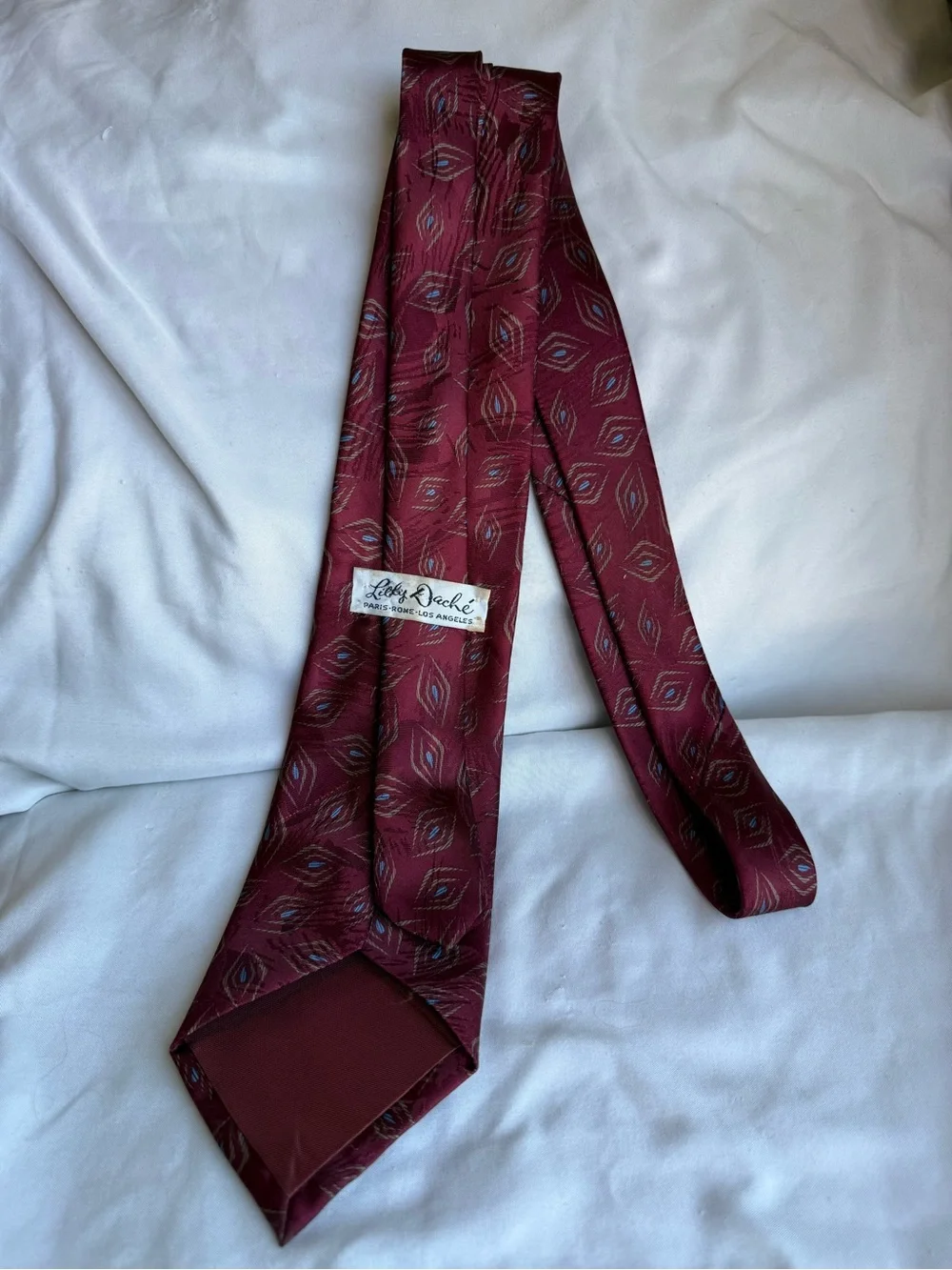 Vintage Men's Tie Lilly Dache Burgundy Patterned Tie